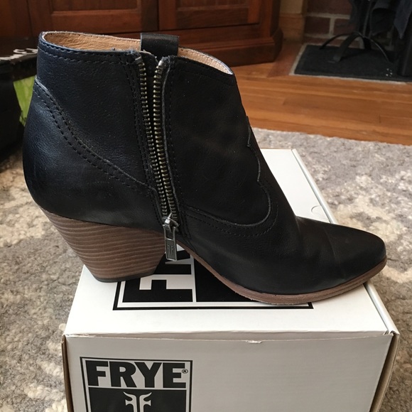 Frye Shoes - Frye Reina Ankle Boots